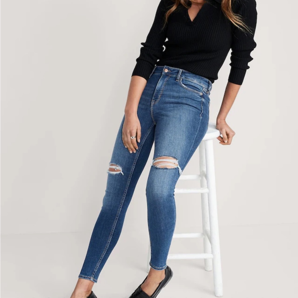 SHORT Old Navy Rockstar Super Skinny